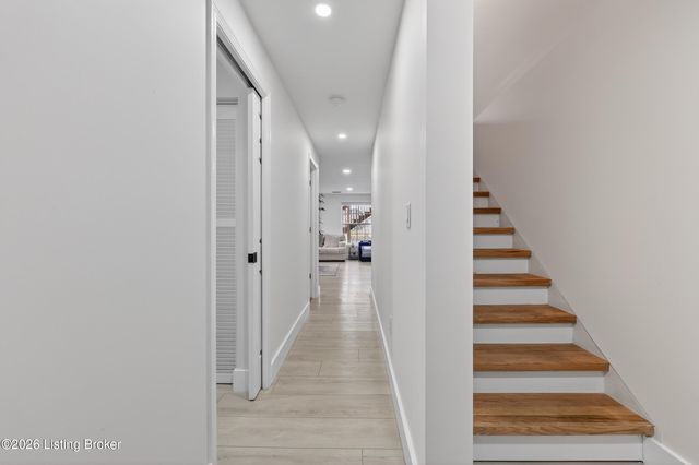 11946 Cascade Falls Trail, Louisville, KY 40229