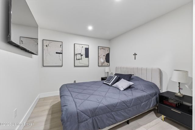 11946 Cascade Falls Trail, Louisville, KY 40229