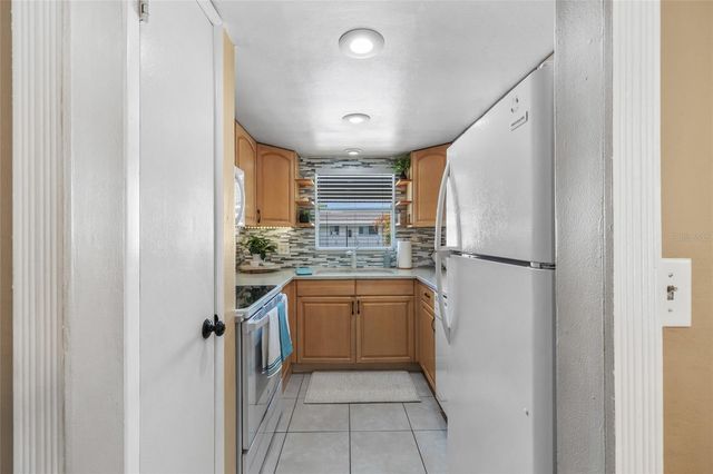 4580 OVERLOOK DRIVE NE 293, St Petersburg, FL 33703