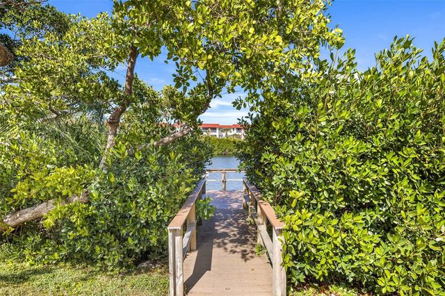 4580 OVERLOOK DRIVE NE 293, St Petersburg, FL 33703
