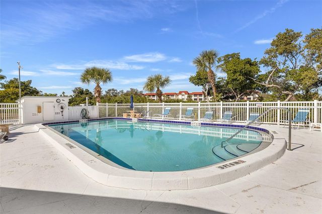 4580 OVERLOOK DRIVE NE 293, St Petersburg, FL 33703