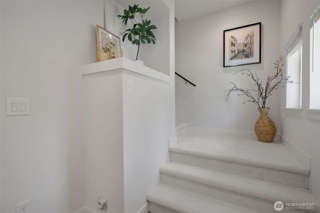 23930 SE 45th Place, Sammamish, WA 98029