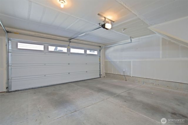 23930 SE 45th Place, Sammamish, WA 98029