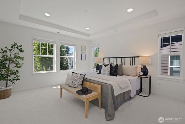 23930 SE 45th Place, Sammamish, WA 98029