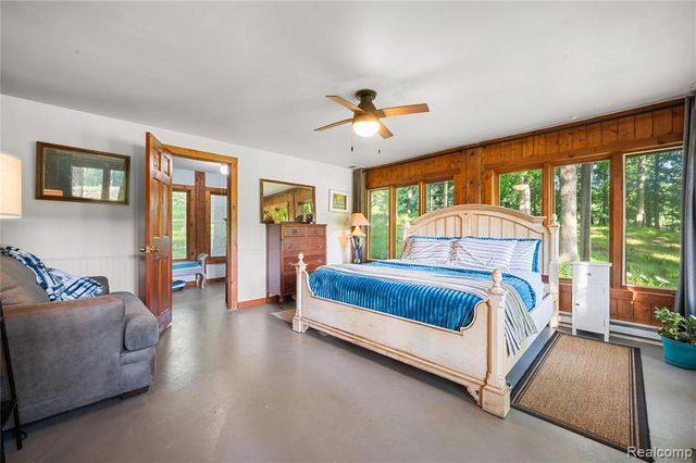 1653 Indian Garden Lane, Milford, MI 48380