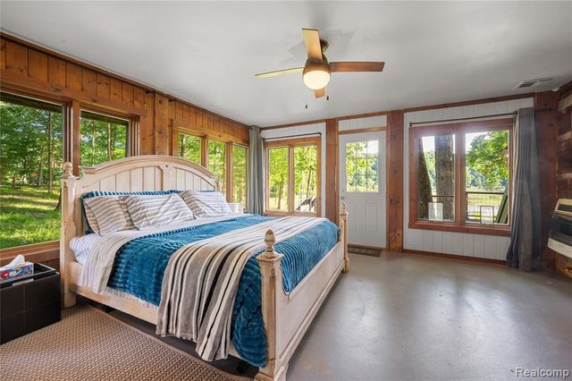 1653 Indian Garden Lane, Milford, MI 48380