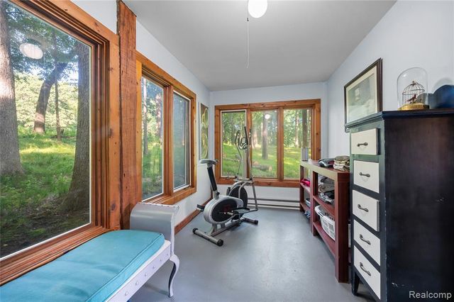1653 Indian Garden Lane, Milford, MI 48380