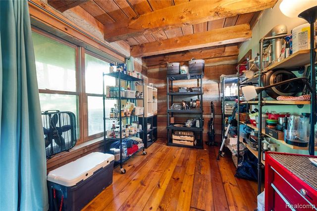 1653 Indian Garden Lane, Milford, MI 48380