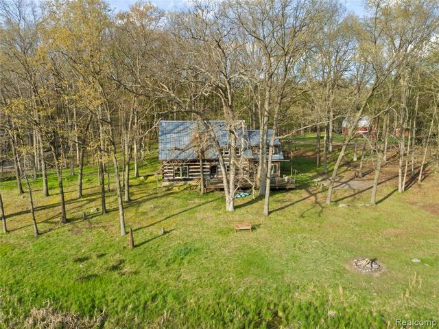 1653 Indian Garden Lane, Milford, MI 48380