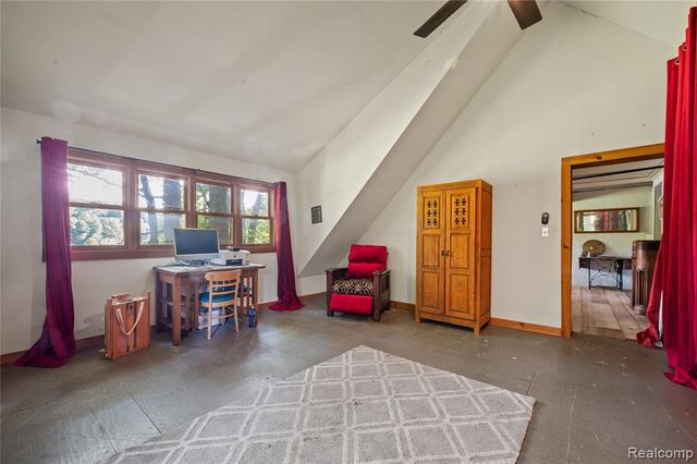 1653 Indian Garden Lane, Milford, MI 48380