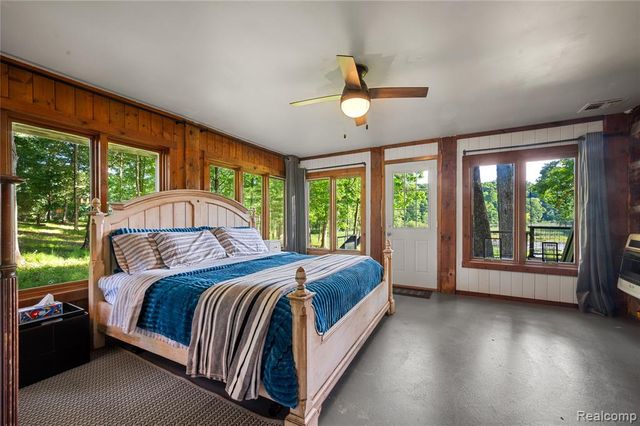1653 Indian Garden Lane, Milford, MI 48380