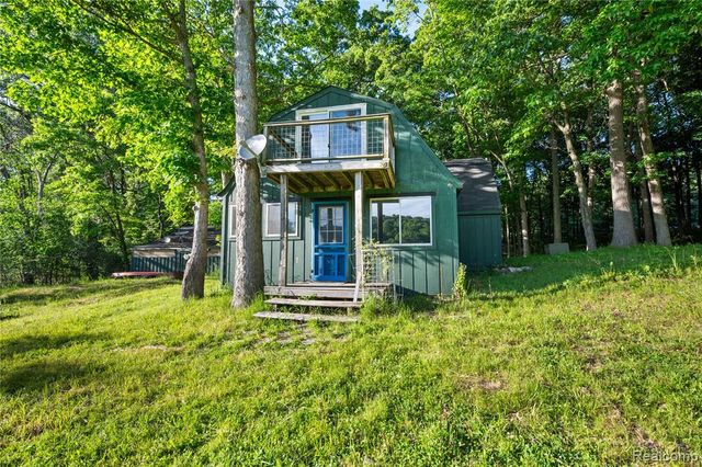 1653 Indian Garden Lane, Milford, MI 48380