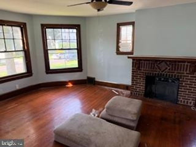 103 JUNIPER ST, Burlington, NJ 08016