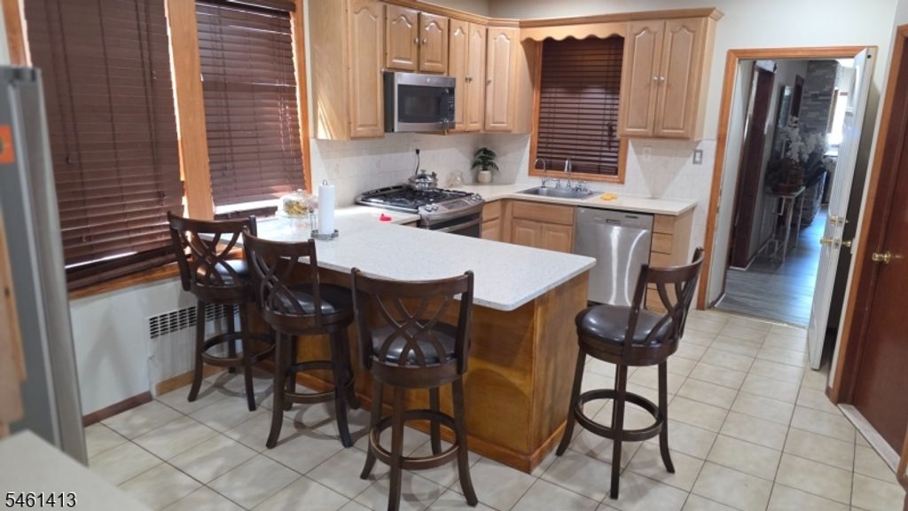 197 Grafton Ave, Newark City, NJ 07104 — photo 5