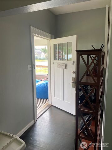 2824 Aberdeen Avenue, Hoquiam, WA 98550