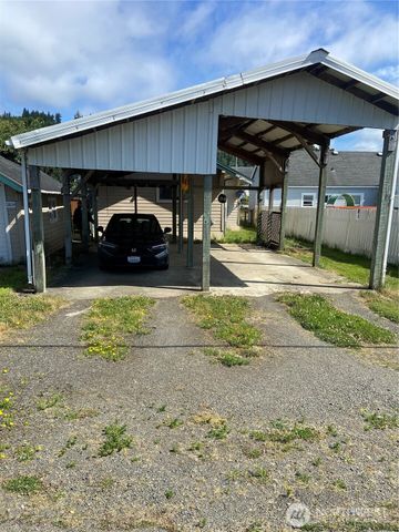 2824 Aberdeen Avenue, Hoquiam, WA 98550