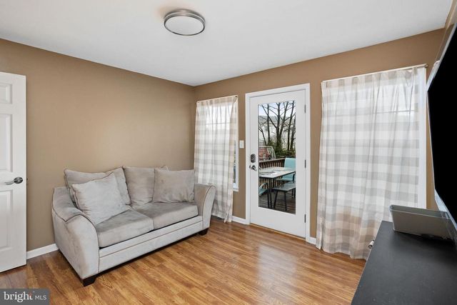 140 W 5TH ST, Palmyra, NJ 08065