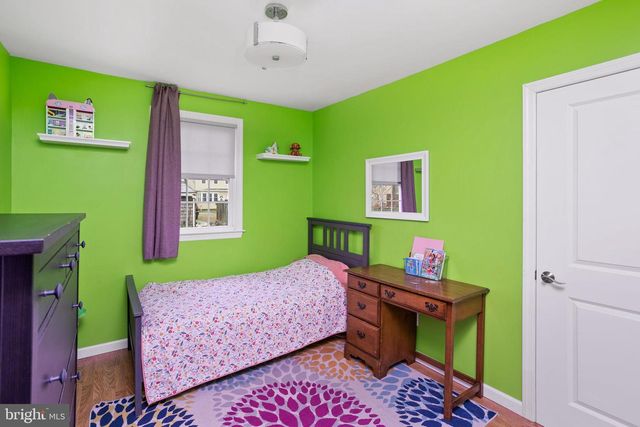 140 W 5TH ST, Palmyra, NJ 08065