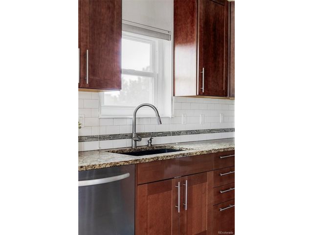 5855 Vance St 302, Arvada, CO 80003