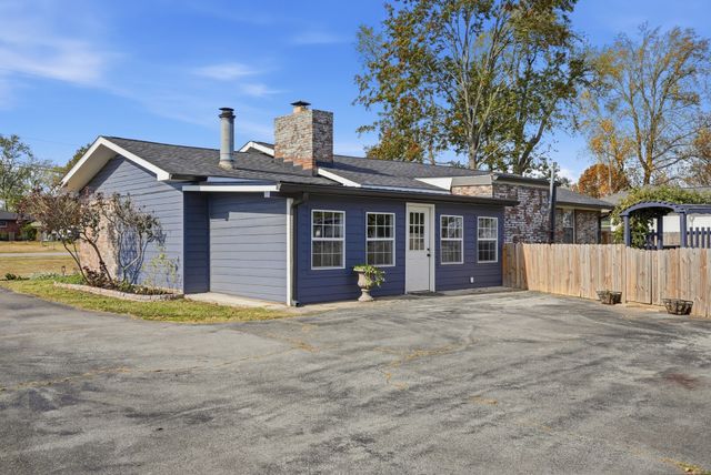 181 Clearview Cir, Hendersonville, TN 37075