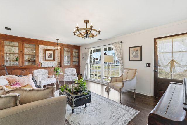 181 Clearview Cir, Hendersonville, TN 37075