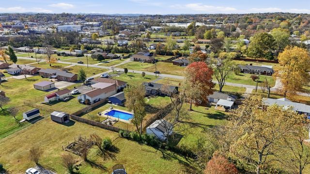 181 Clearview Cir, Hendersonville, TN 37075