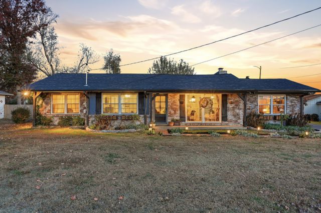 181 Clearview Cir, Hendersonville, TN 37075