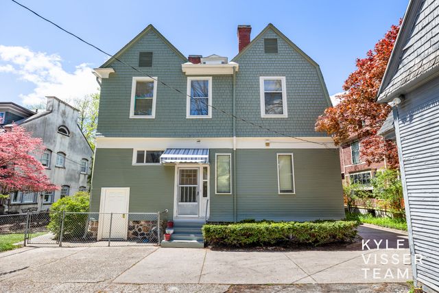 304 Paris Avenue Se, City Of Grand Rapids, MI 49503