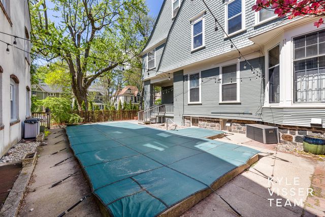 304 Paris Avenue Se, City Of Grand Rapids, MI 49503
