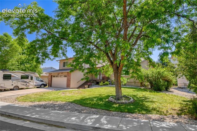 3225 Oak Creek Drive, Colorado Springs, CO 80906