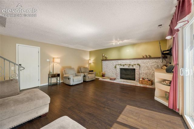 3225 Oak Creek Drive, Colorado Springs, CO 80906