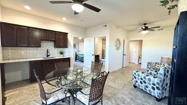 806 Thorncrest Dr, Pueblo, CO 81005