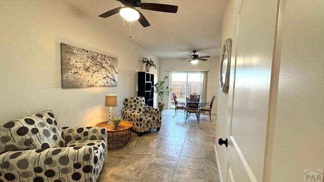 806 Thorncrest Dr, Pueblo, CO 81005
