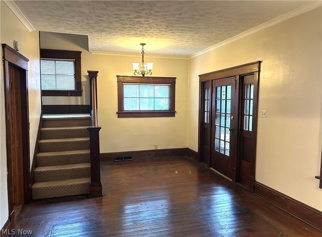315 N Bentley Avenue, Niles, OH 44446