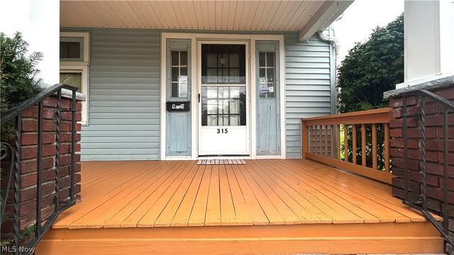 315 N Bentley Avenue, Niles, OH 44446
