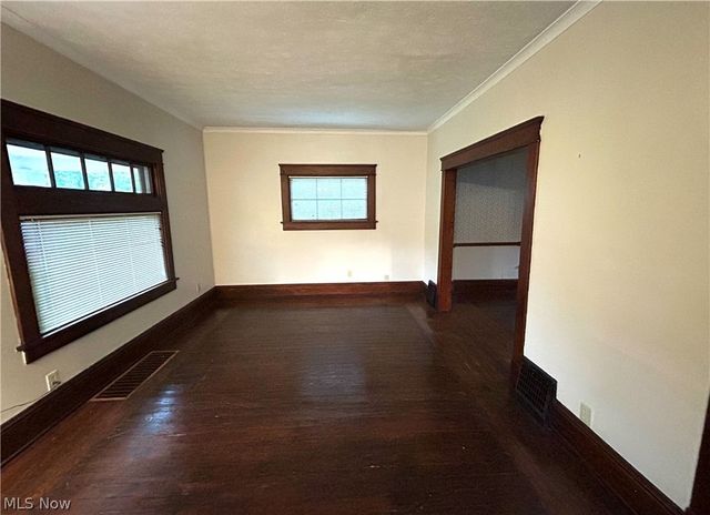 315 N Bentley Avenue, Niles, OH 44446