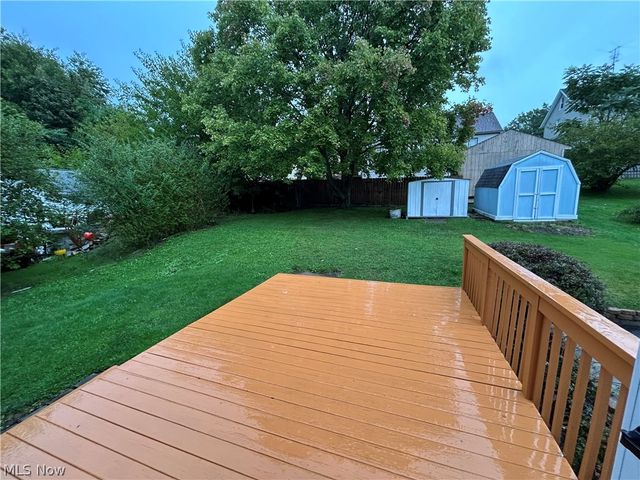 315 N Bentley Avenue, Niles, OH 44446
