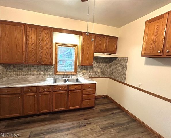 315 N Bentley Avenue, Niles, OH 44446