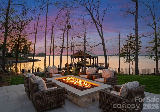20221 Regatta Island Drive, Cornelius, NC 28031