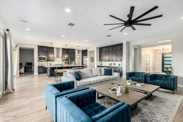 23115 E VIA DE OLIVOS --, Queen Creek, AZ 85142