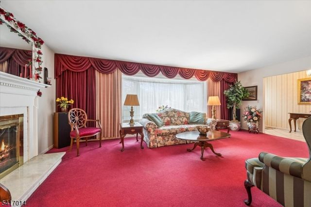 39 Gallinson Dr, Berkeley Heights Twp., NJ 07974