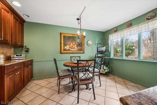 39 Gallinson Dr, Berkeley Heights Twp., NJ 07974