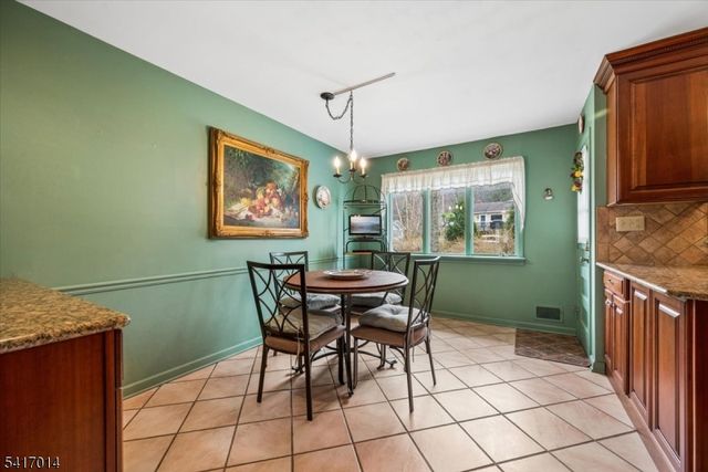 39 Gallinson Dr, Berkeley Heights Twp., NJ 07974