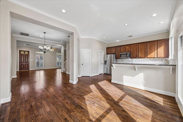 418 S Park Grove, Houston, TX 77007