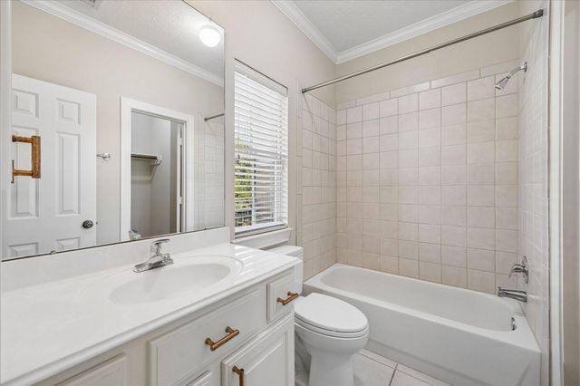 418 S Park Grove, Houston, TX 77007