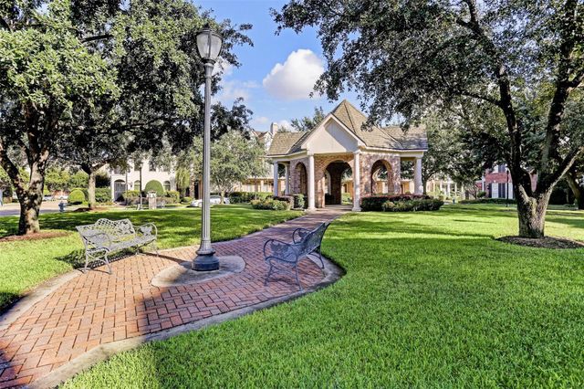 418 S Park Grove, Houston, TX 77007
