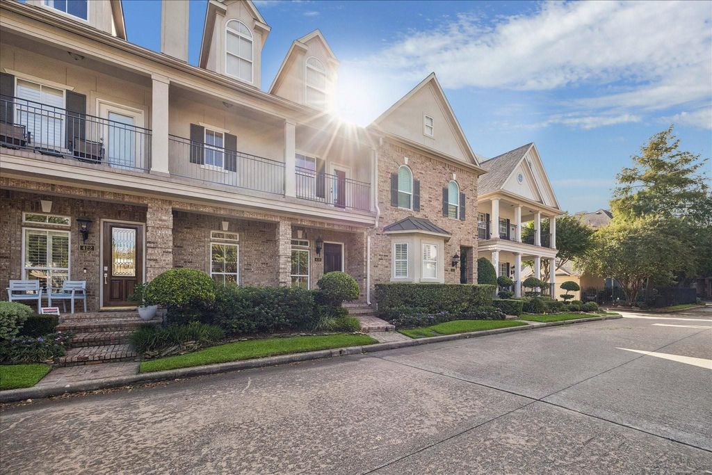418 S Park Grove, Houston, TX 77007