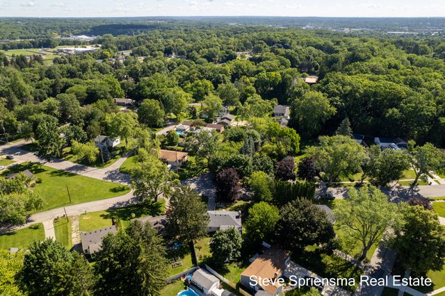 1355 Derby Drive Nw, City Of Grand Rapids, MI 49504