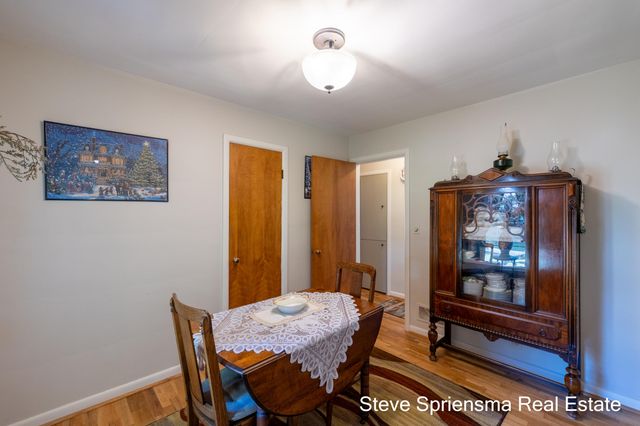 1355 Derby Drive Nw, City Of Grand Rapids, MI 49504