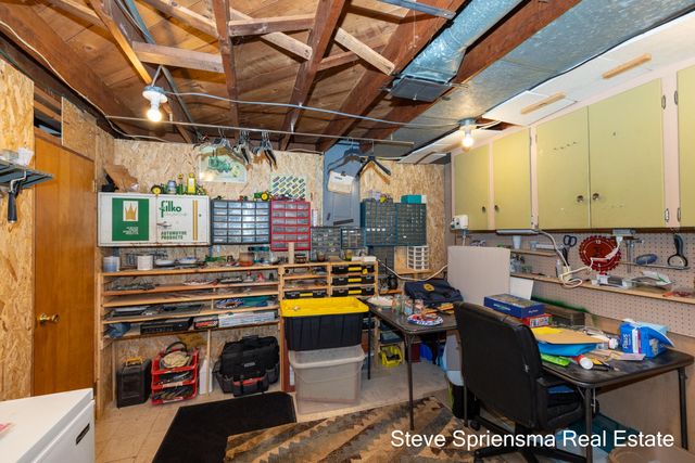 1355 Derby Drive Nw, City Of Grand Rapids, MI 49504